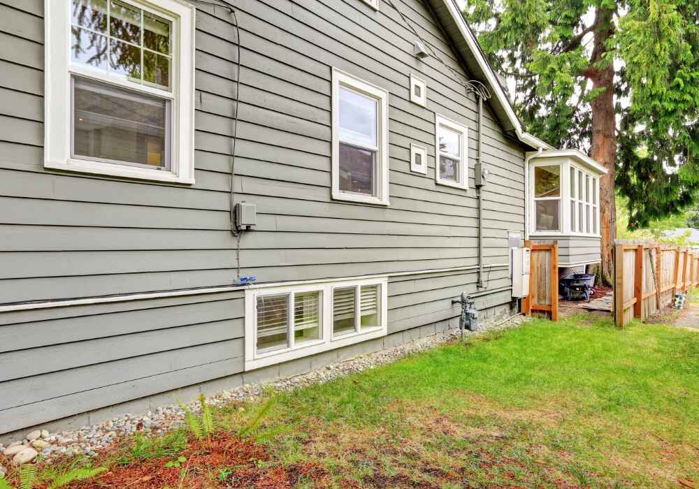 Madison window siding